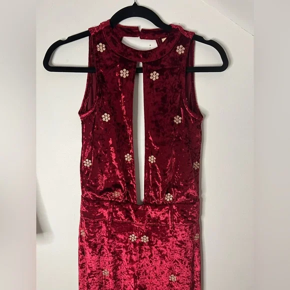 LENNI The Label Chromatic Velvet Jumpsuit in Wine Red Size XS - Picture 3 of 12